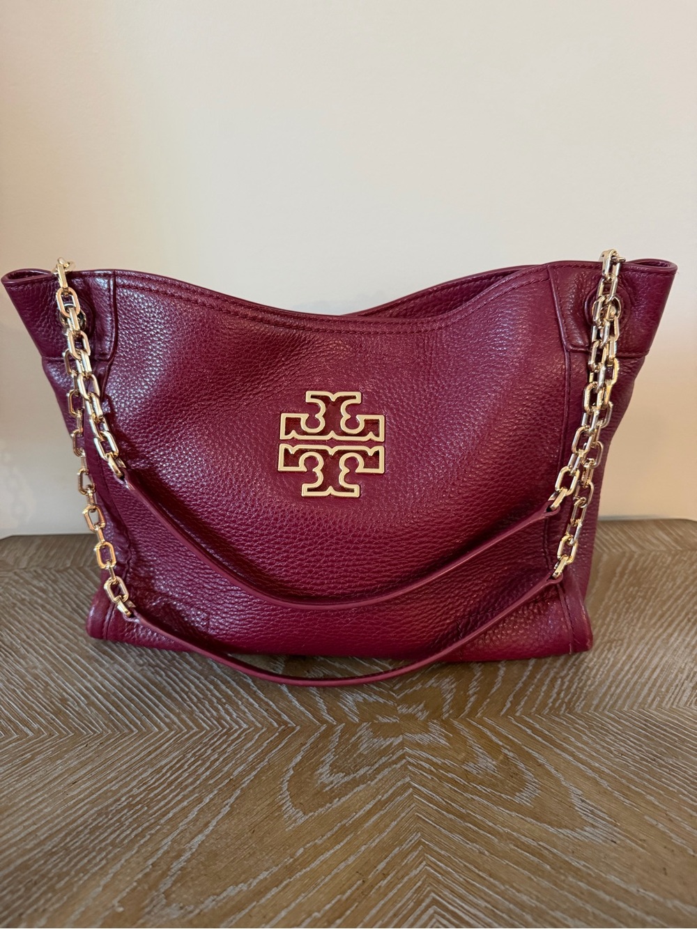 Tory Burch Burgundy Leather Shoulder purse with Gold Chain